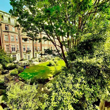 2 Bed, 2 Bath In Mayfair, Garden View 런던 외부 사진